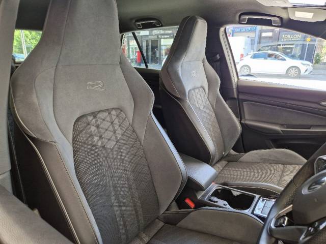 2022 Volkswagen Golf 1.5 TSI R-Line 5dr