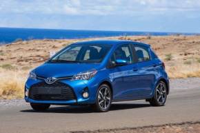 TOYOTA YARIS 2017 (67) at McMillan Motors Greenock