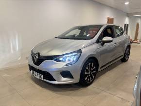 RENAULT CLIO 2022 (72) at McMillan Motors Greenock