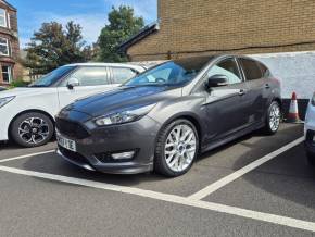 FORD FOCUS at McMillan Motors Greenock