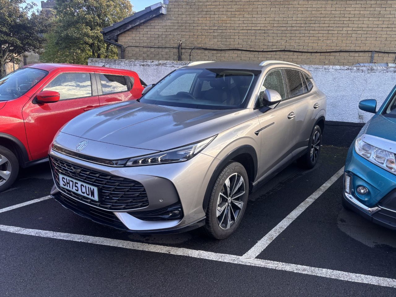 2025 MG Motor UK HS